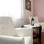 Rafael アパート ザダル