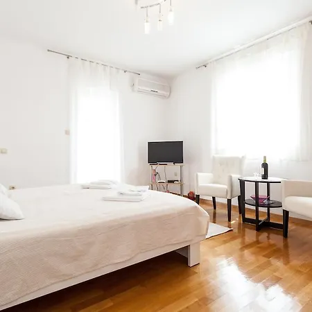 Apartmán Rafael *